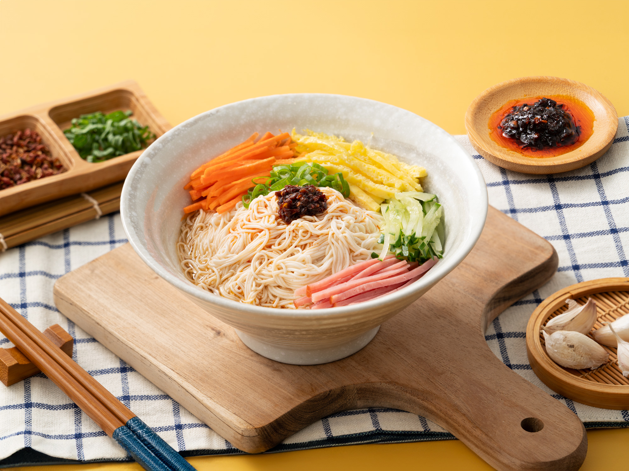 辣拌輕蔬豆腐麵