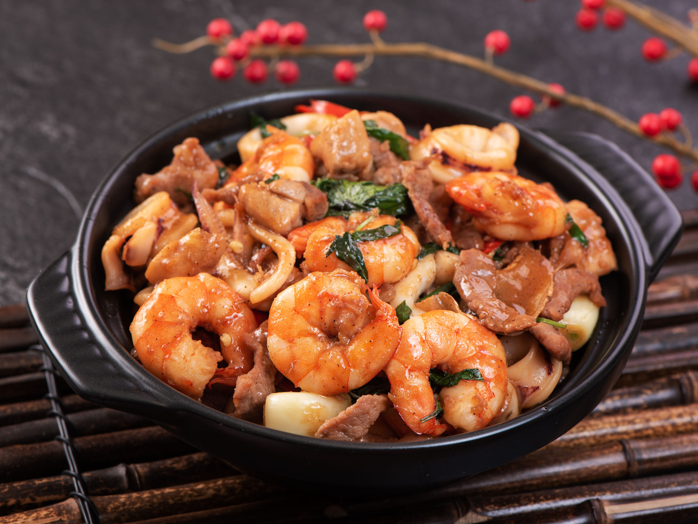 老少齊聚合家歡 （三杯海陸總匯）