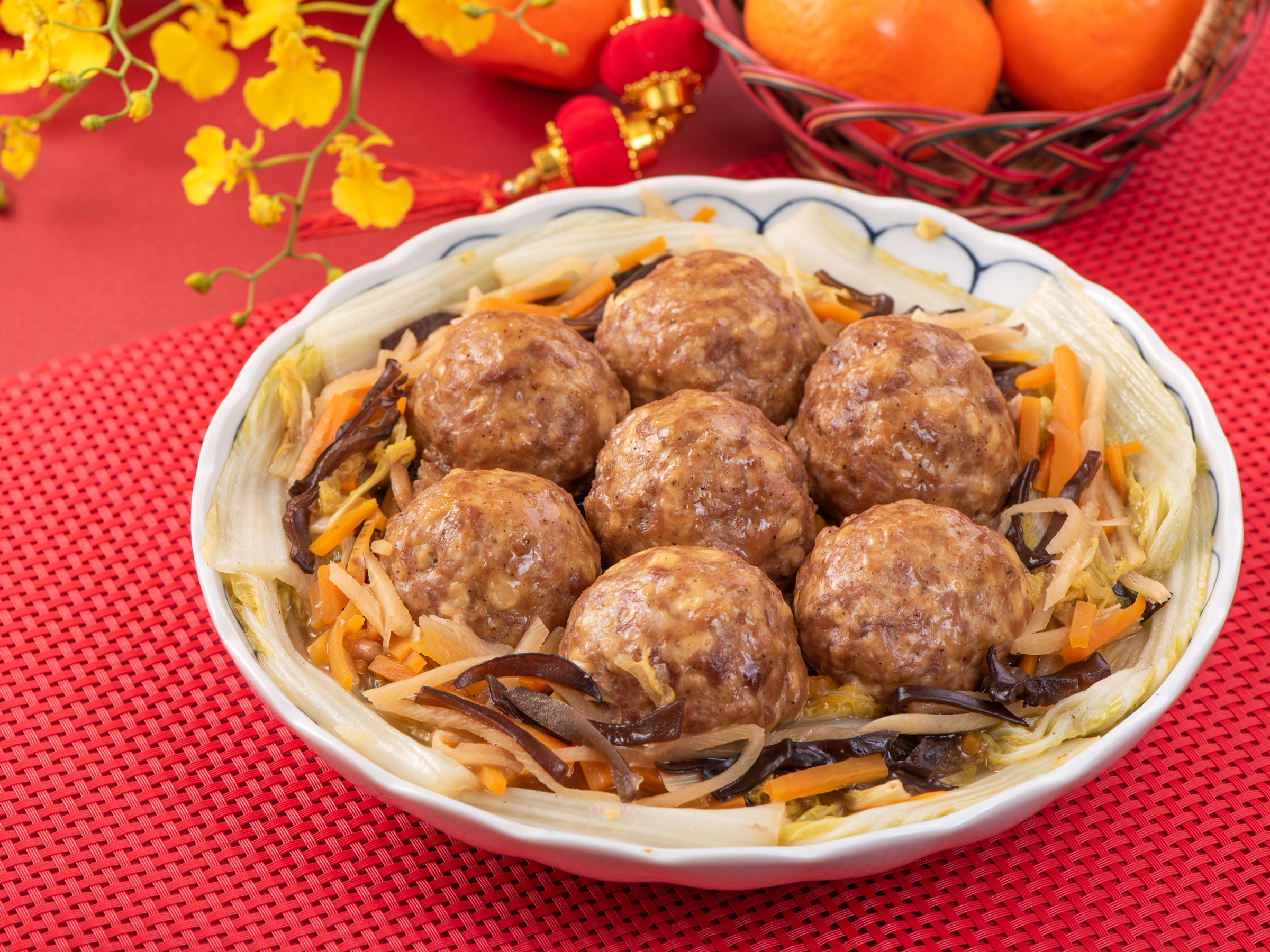 闔家團圓（娃娃菜三絲獅子頭）