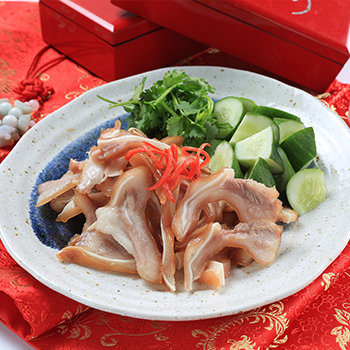 Tai Heo Khìa Nước Dừa