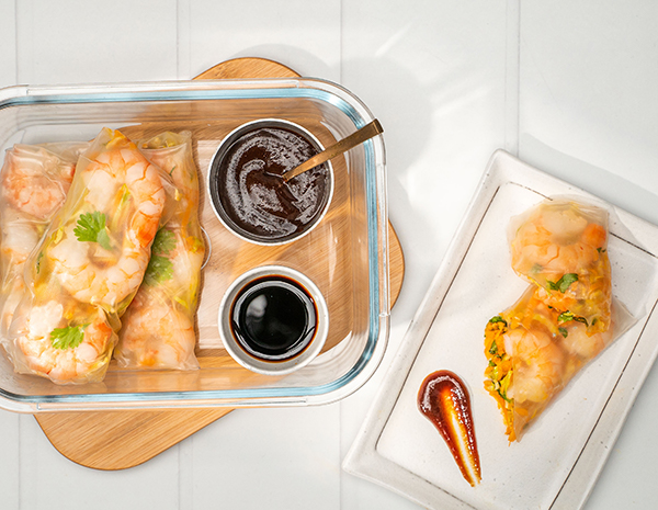 Web Res  Rice Paper Rolls with side plate serve Landscape