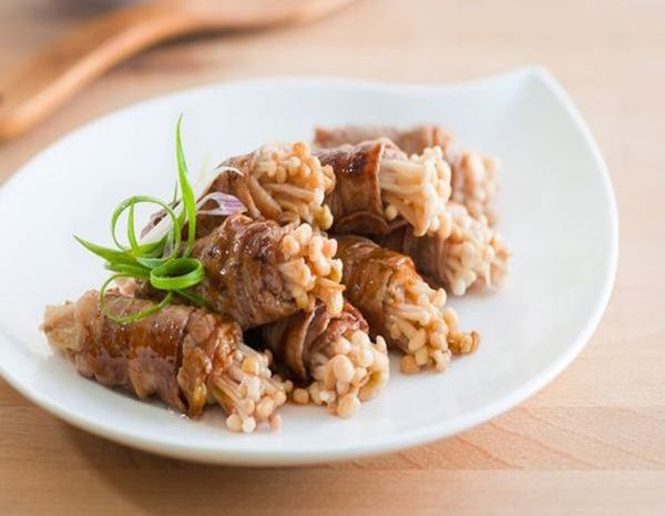 Sapi gulung jamur enoki