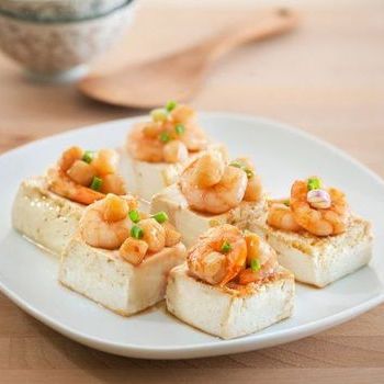 Tahu dengan isian seafood