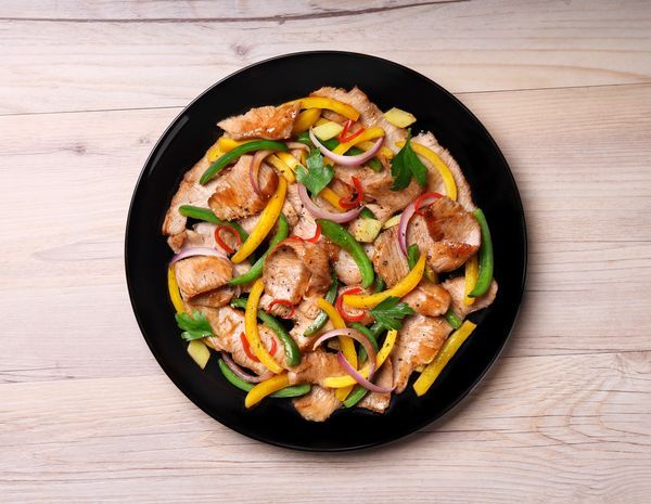 Tumis Leher Babi dengan Saus Lada Hitam