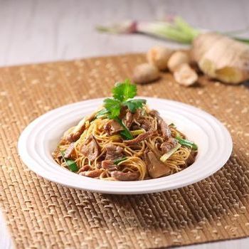 Mie Telur Direbus dengan Saus Tiram
