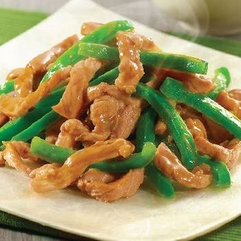 Tumis Babi Goreng dengan Paprika Hijau