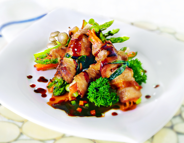 Gulungan Daging Babi dalam bumbu serba guna