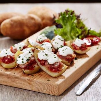 Kulit kentang panggang dengan saus Char Siu