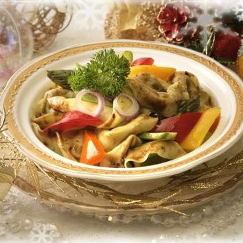 Ravioli dengan Saus Kacang Hitam Bawang Putih