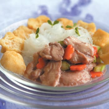 Steamed Chicken With Shrimp Sauce