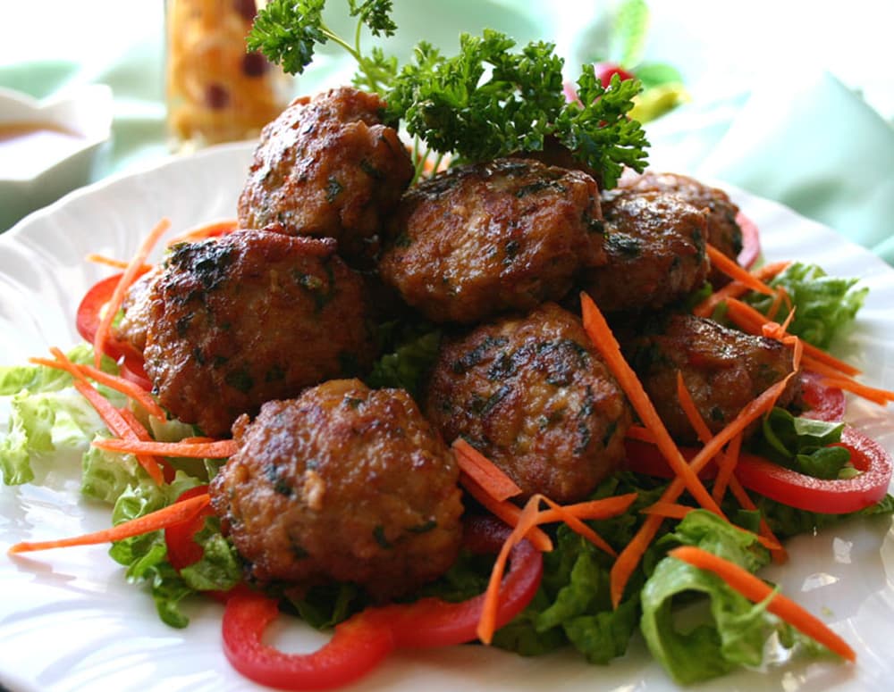 Recipe Crispy Chicken Cakes with Plum Ginger sauce