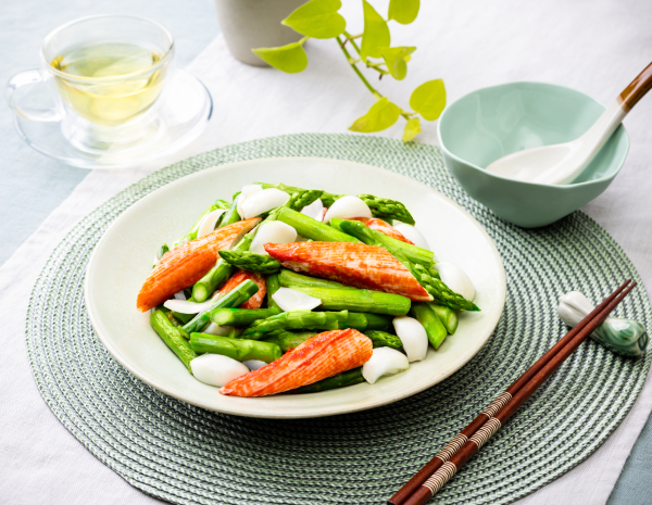 Stir fry Crab Sticks with Asparagus and Lily Bulbs