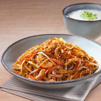 Fry noodle with string meat in Soy Sauce