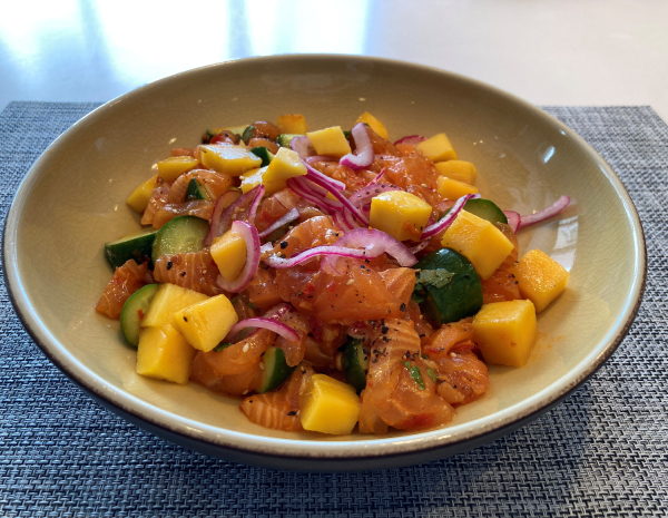 Salmon poke