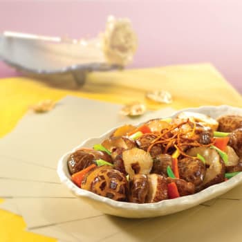 Braised Sea Cucumber with Mushrooms and Cordyceps flowers in Oyster Sauce