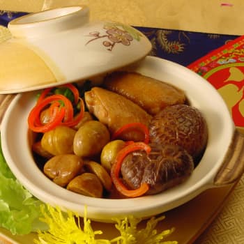 HK_recipe_350_翡翠鳳展翅 (蠔油栗子雞翼煲)