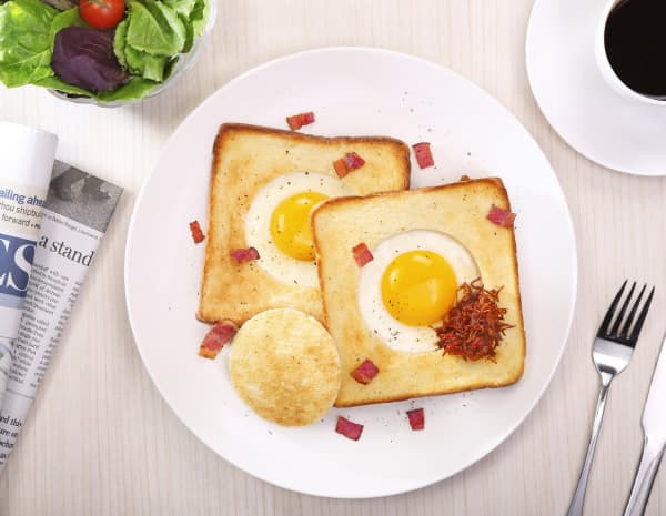 XO Egg in the hole toast