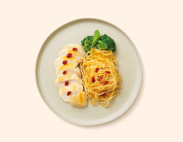 Garlic Chicken Linguine with Sesame Oil