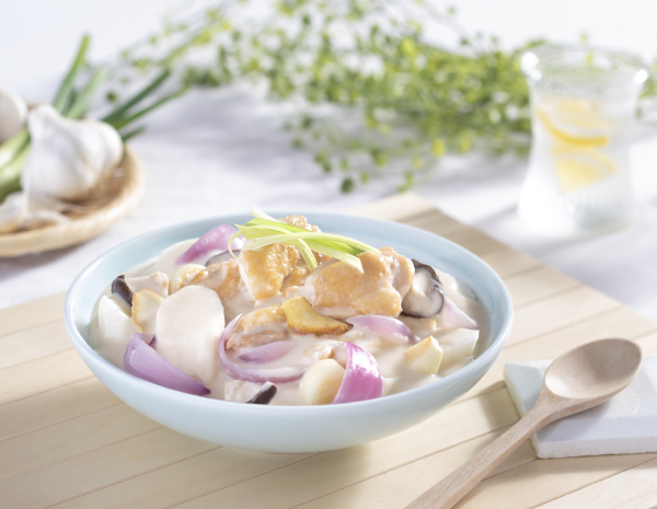 Braised Chicken with Yam in Coconut Milk