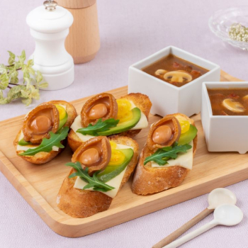Abalone & Avocado Toast with Mushroom Soup