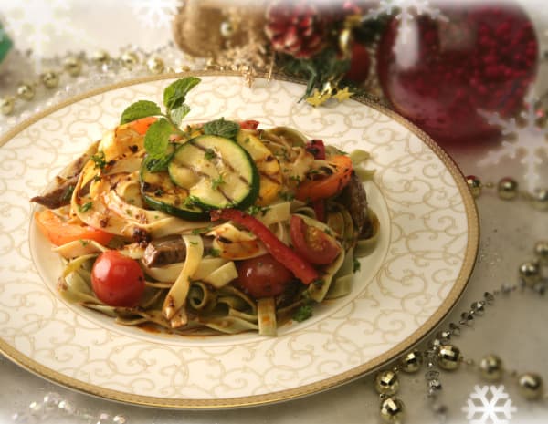 Fettuccine and Beef in Guilin Style Chilli  Sauce