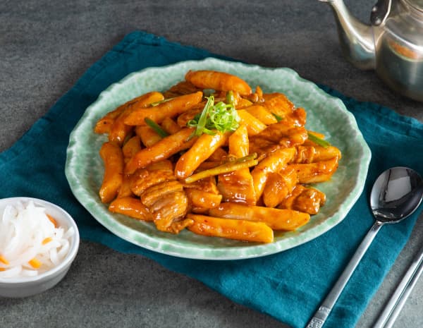 Stir-fried Kimchi with pork and rice cakes