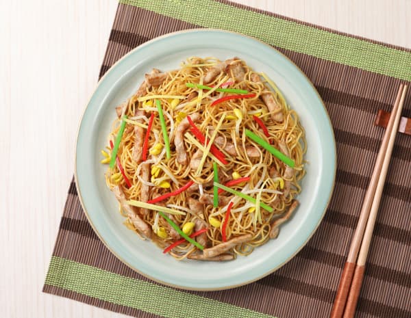 Stir-fried Shredded Pork with Egg Noodles