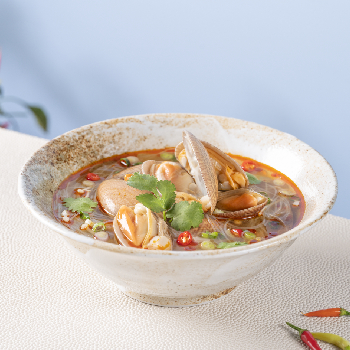 Spicy Clam with Rice Vermicelli
