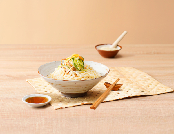 Noodles with Fried Shallots and Sesame Oil