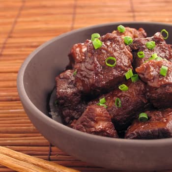 牛バラ肉の柱侯醤煮込み