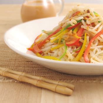 ピーナツだれの和え麺