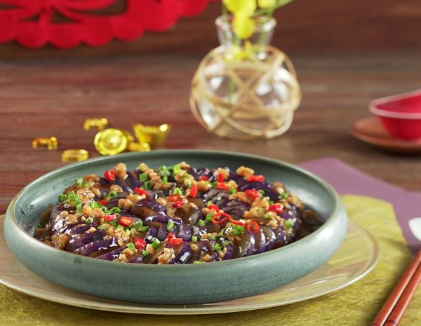 Terong goreng dengan daging vegetarian